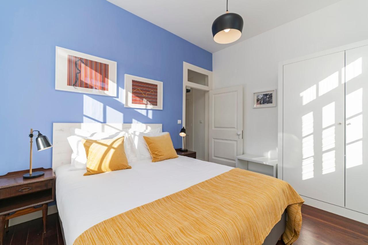 The Yellow House By Lovelystay Casa de Férias *